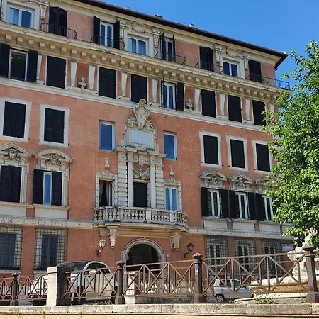 Palazzo Marescalchi Belli, Vicino Piazza Di Spagna-2